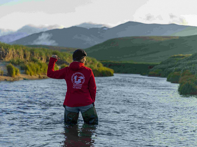 Students of the "Arctic Team" Conduct a Census of Red Book Arctic Foxes on Bering Island